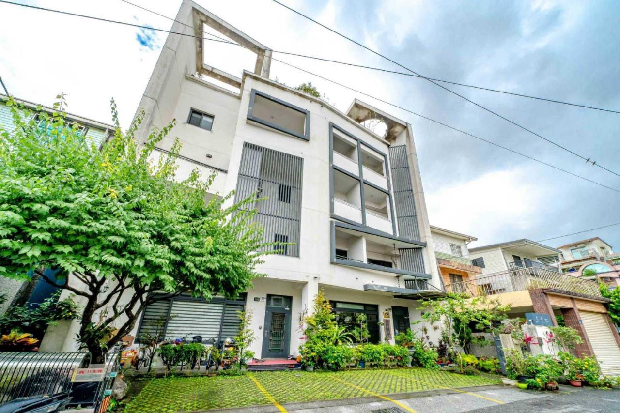 五葉松民宿-電梯民宿 近慈濟中小學及慈科大及人社院 花莲市 外观 照片